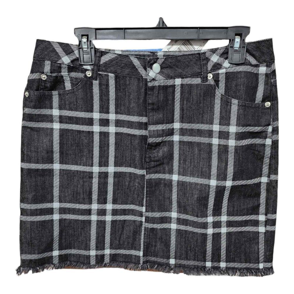 NWOT Umgee Short Frayed Distressed Checkered‎ Plaid Windowpane Mini Skirt Large